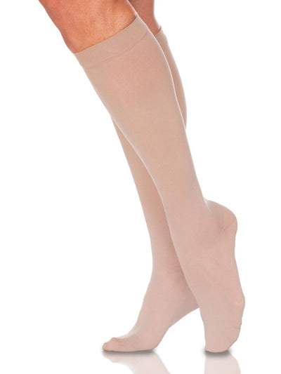 Sigvaris Womens Sheer Knee High 15-20mmHg