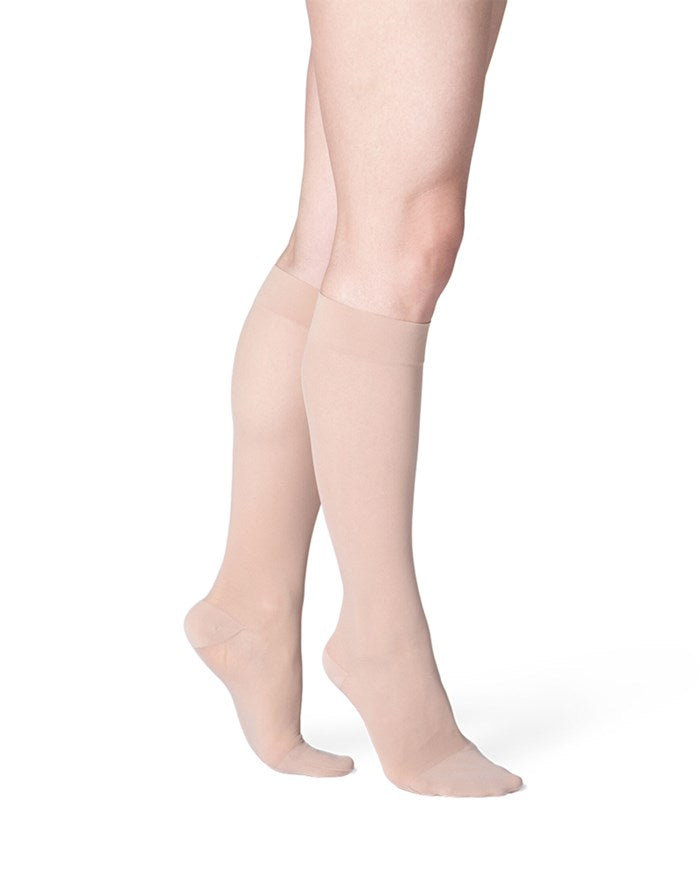 Sigvaris Womens Sheer Knee High 20-30mmHg