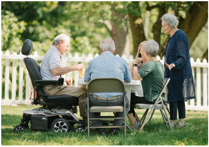 Quick Guide: The Differences between Power Chairs and Mobility Scooters