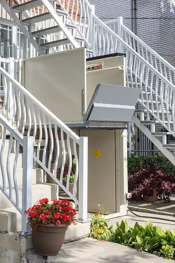 Savaria Multilift Vertical Platform Lift