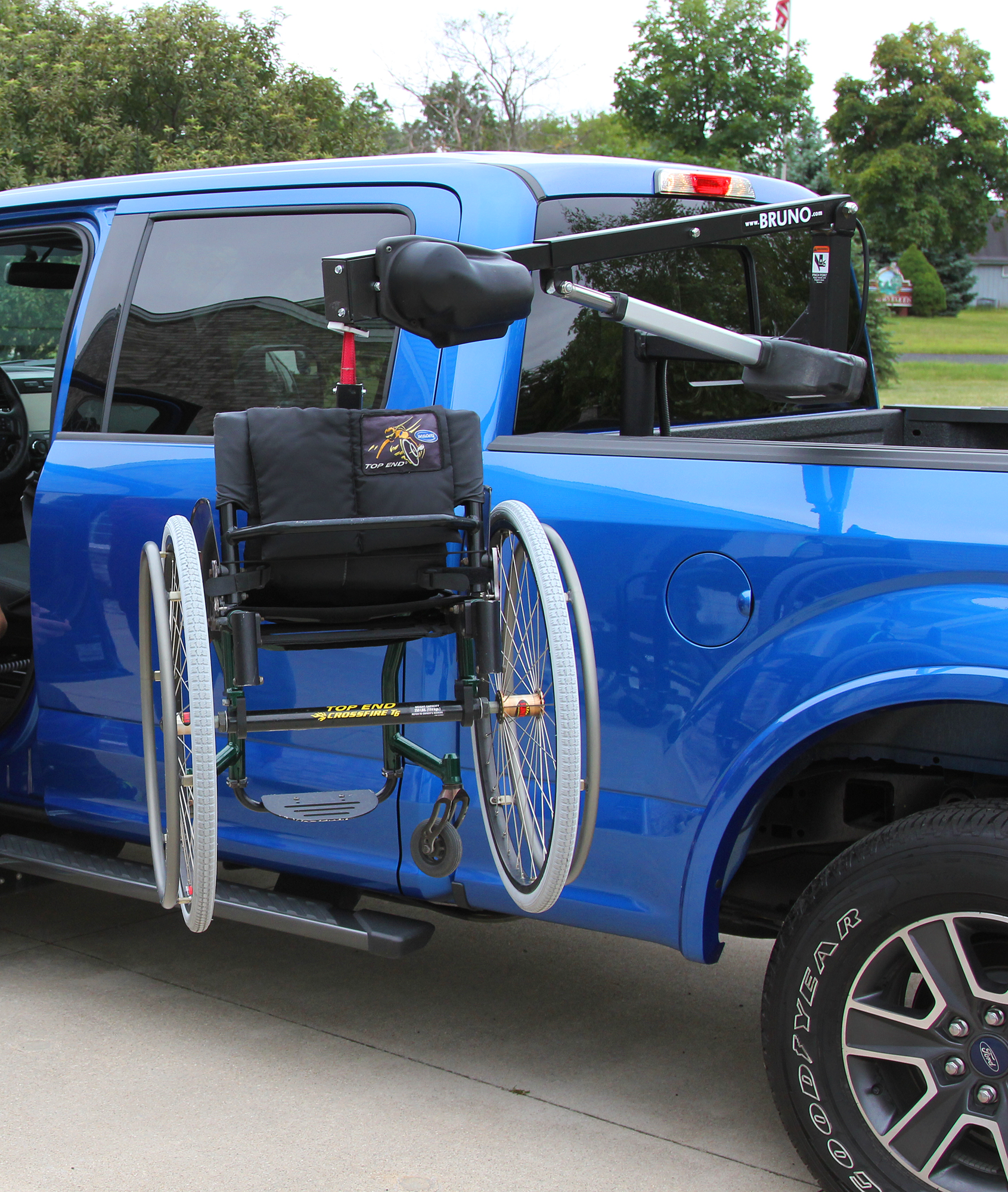 Lift Riders Out-Rider Heavy Duty Scooter Lift for Trucks | Healthcare Solutions