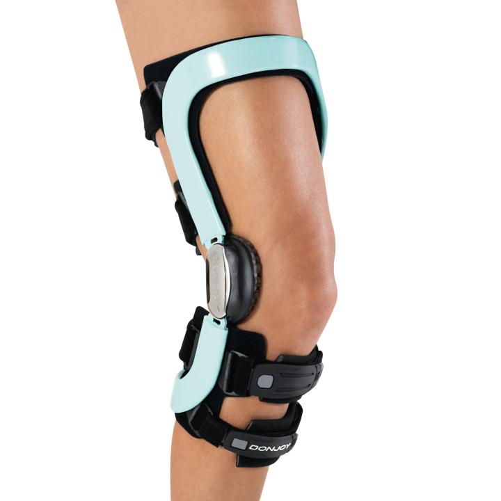 Defiance Pro Custom Knee Brace