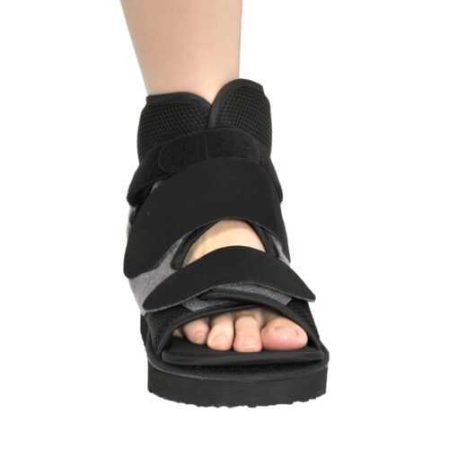 Front Open Photo of Dynamic Forefoot Offloading Shoe in Large Black