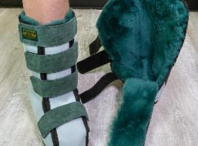 Australian Sheepskin Apparel Long Split Boots Medical