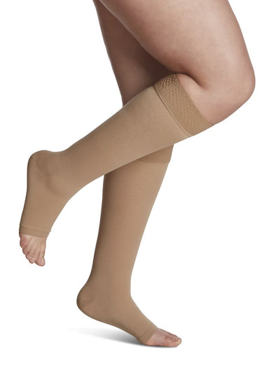 Sigvaris Womens Opaque Knee High 20-30mmHg
