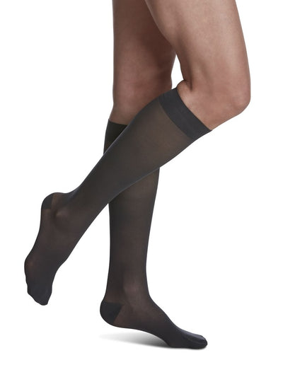 Sigvaris Womens Sheer Knee High 20-30mmHg